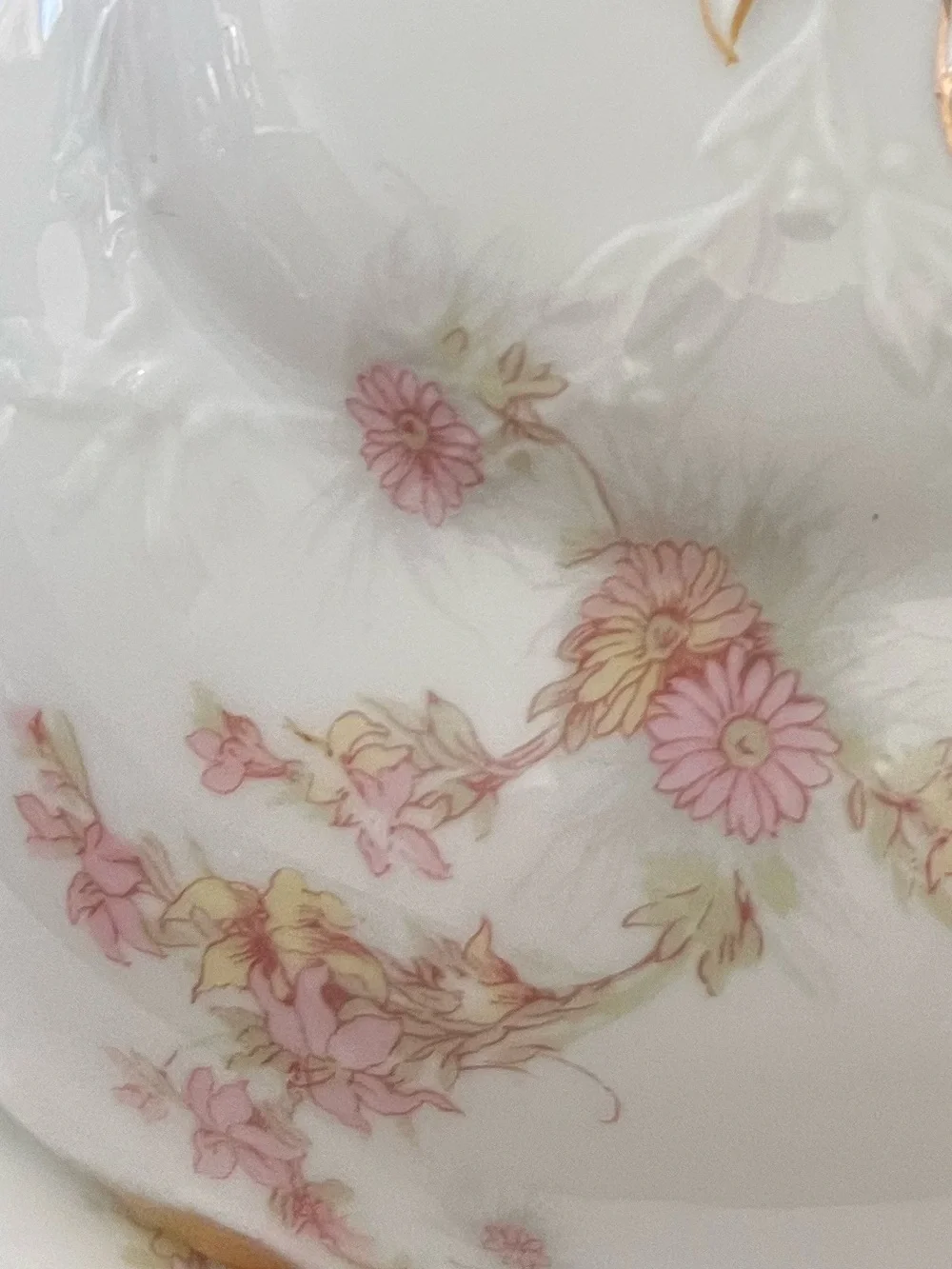 Haviland Limoges Porcelain Schleiger ?525 Pink Gold Floral Covered Butter Dish